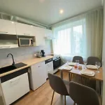 Mai 25-11, 2 Rooms, Free Parking *