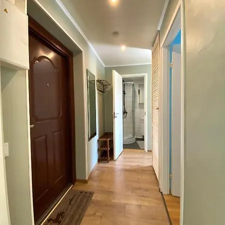 Mai 25-11, 2 Rooms, Free Parking Апартаменты