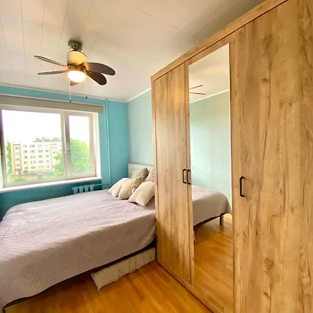 Mai 25-11, 2 Rooms, Free Parking Апартаменты *